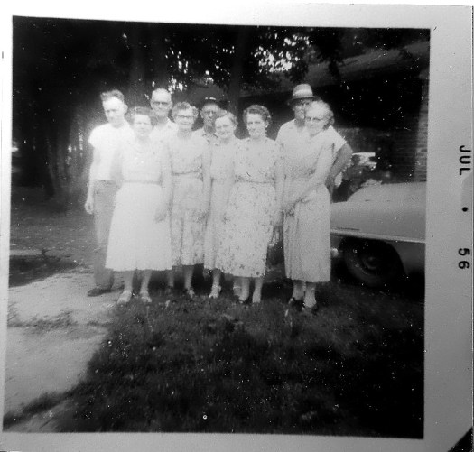 Hackathorn Siblings, Elsie, second from right.  (Sandy, Shorty, Jack, George, Mary, Lois, Goldie, Elsie, Jennie)