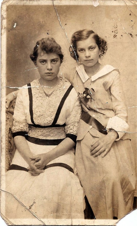 Sylvia Jolley and sister